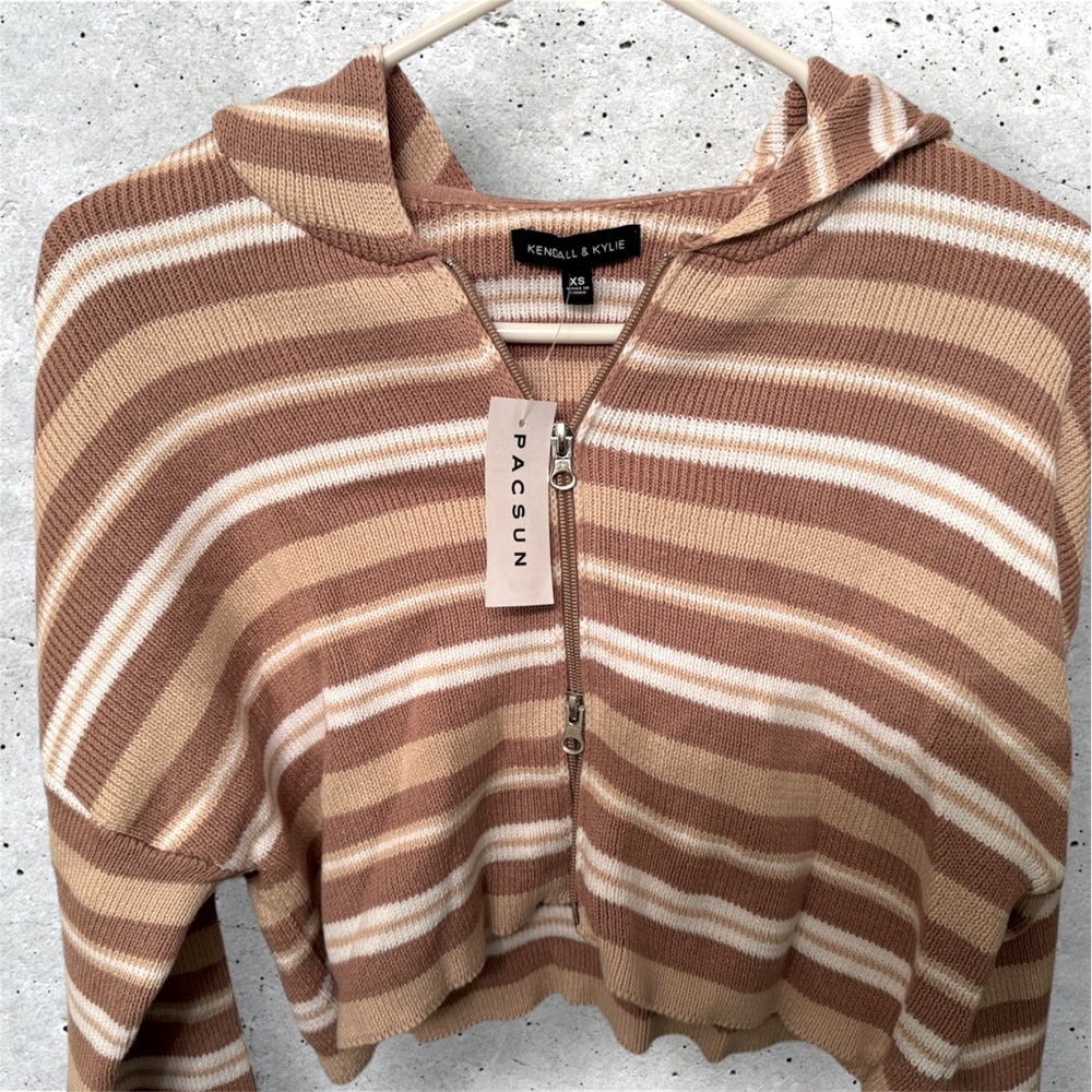 Kendall & Kylie sweater